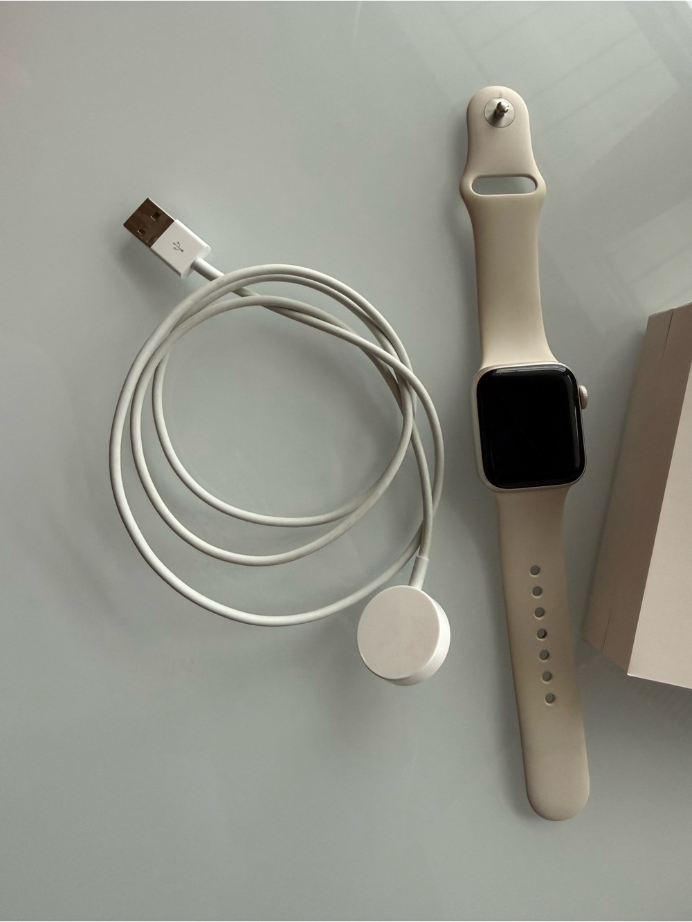 Apple Watch SE 2024 40mm starlight